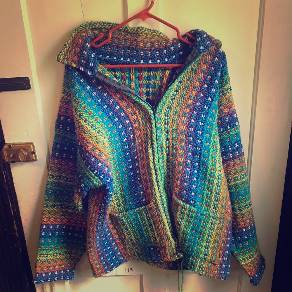 Zip up drug rug hoodie :)